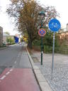Klicken zum Vergroessern Mit geradeaus fahrenden Radfahrern wird wohl doch gerechnet.